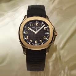Patek Philippe Aquanaut Date, Sweep Seconds Watch, 18k Rose Gold 40,8mm, Ref# 5167R-001
