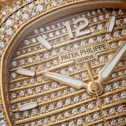 Patek Philippe Nautilus Haute Joaillerie Ladies Automatic Watch, 18K Rose Gold and Diamonds, 35,2mm, Ref# 7118/1450R-001